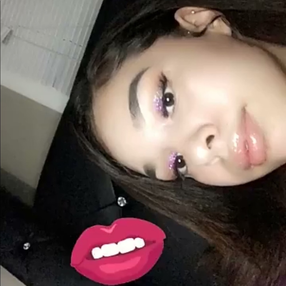 Meet your Posher, Meagan